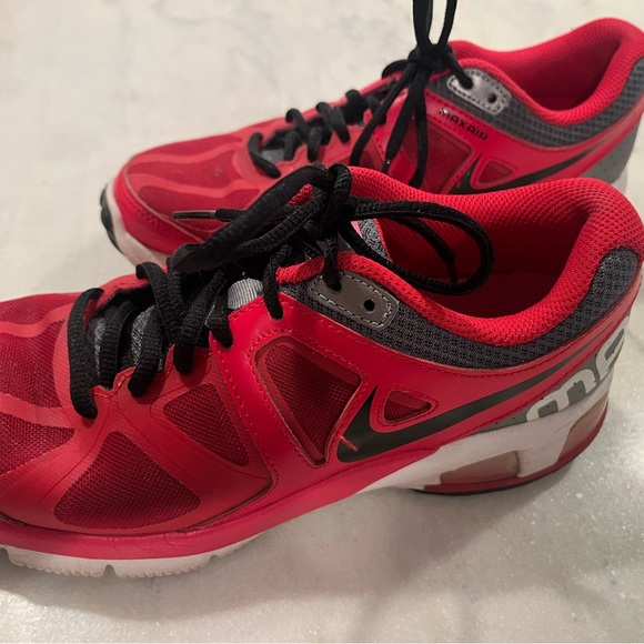 Nike Air Red Athletic Sneakers with Black Laces - Picture 1 of 5